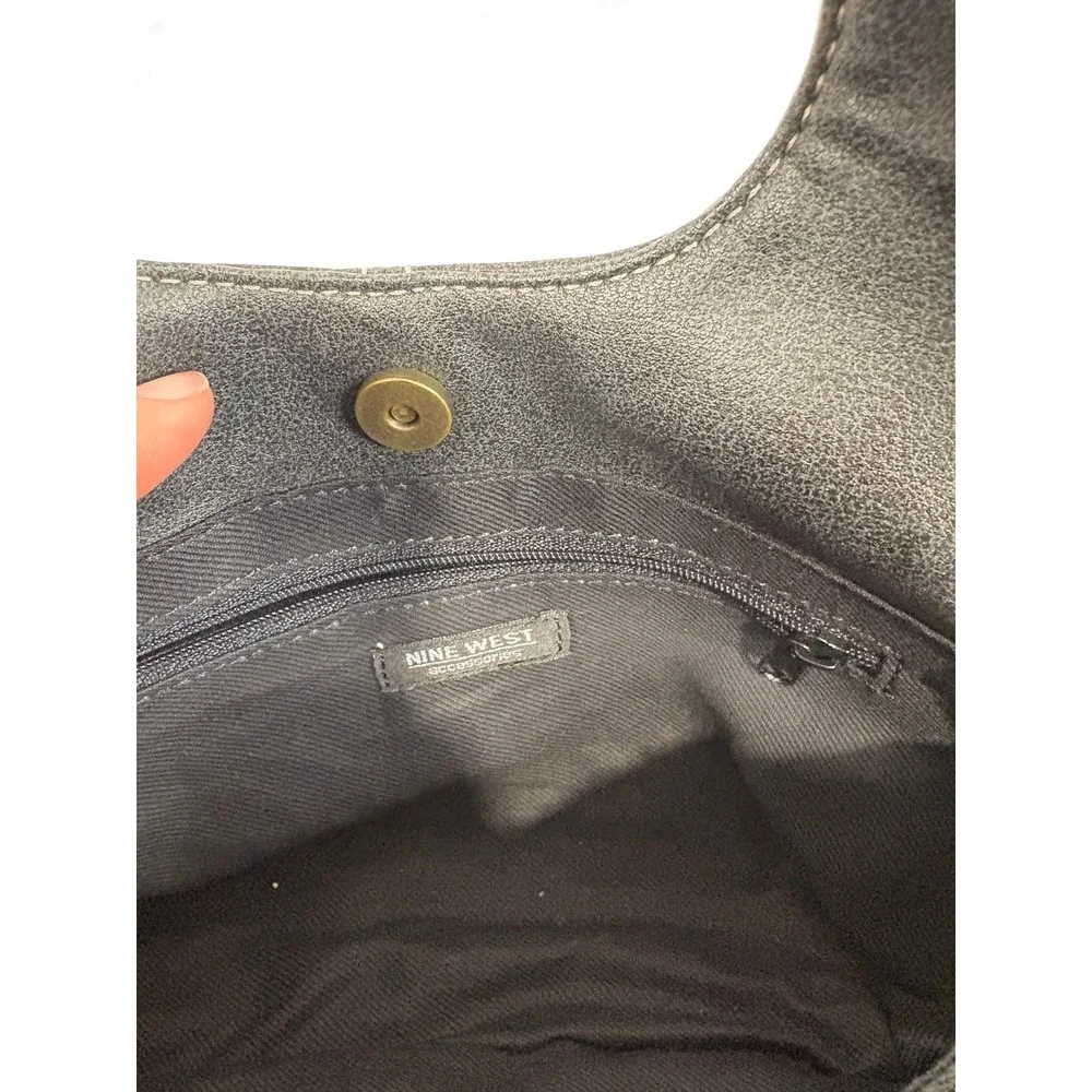 Nine West Black Embroidered Leaf Hobo Bag Handbag‎ with Mirror Accessory
